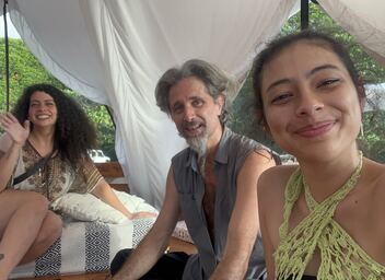 Equipo del encuentro Sunset + Beacon en Amora